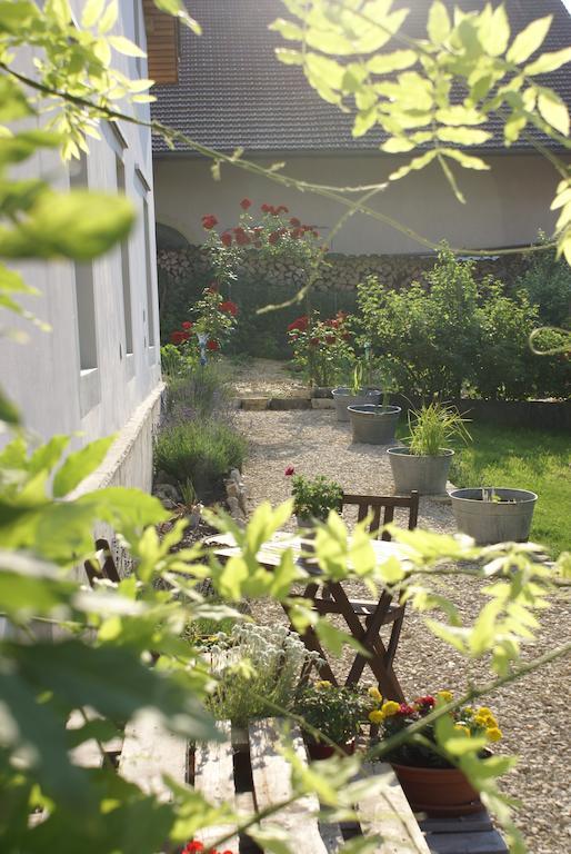 Carpe Diem - Bnb - Chambres D'Hotes Péry Kültér fotó